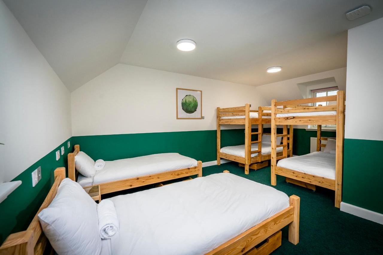 Loch Ness Bunk Inn Дръмнадрочит Екстериор снимка