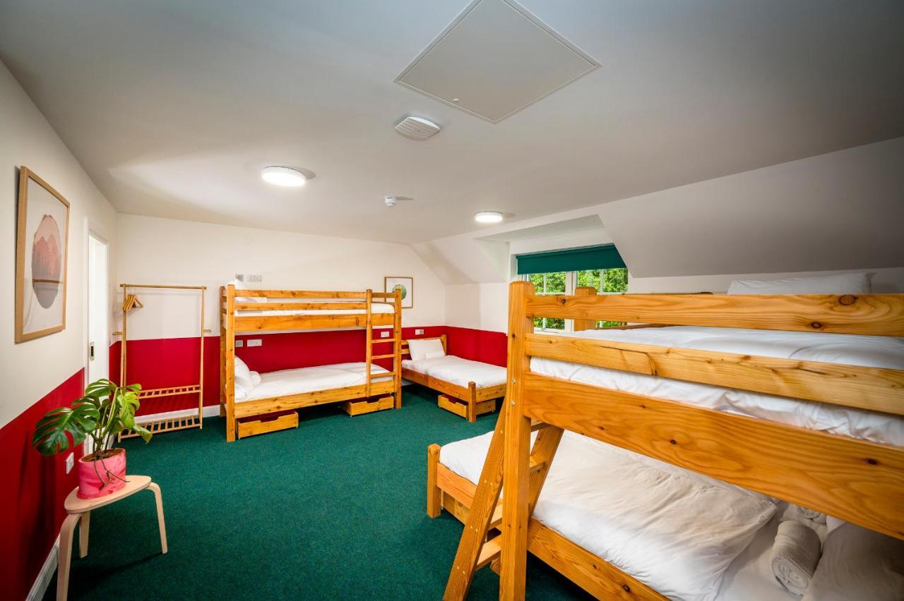 Loch Ness Bunk Inn Дръмнадрочит Екстериор снимка